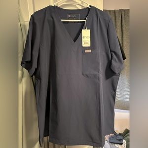 FIGS FreeX Catarina One Pocket Scrub Top - Navy